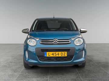 Car image 3