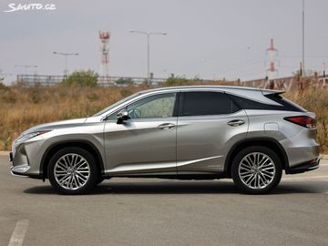 Car image 30