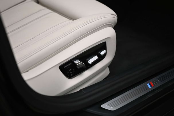 BMW 530 Touring xDrive 215 kW image number 37