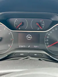 Car image 28