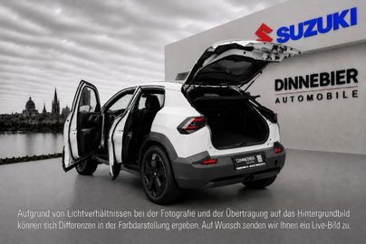 Car image 5