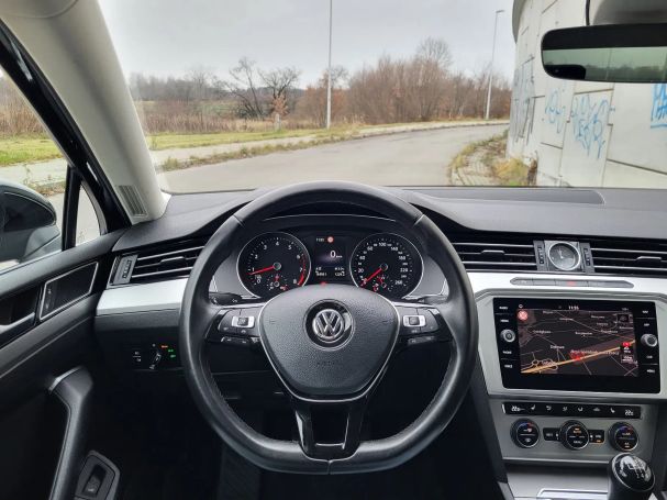 Volkswagen Passat 110 kW image number 12