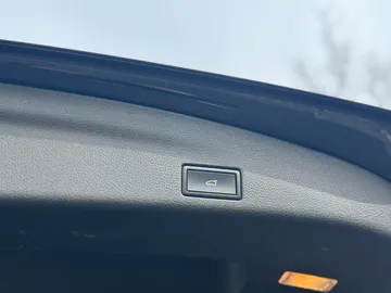 Car image 41