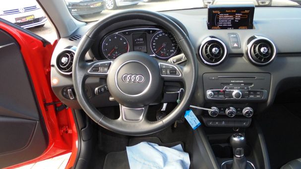 Audi A1 1.0 TFSI Sport Sportback ultra 70 kW image number 2