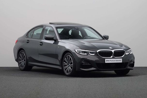 BMW 320i 135 kW image number 11