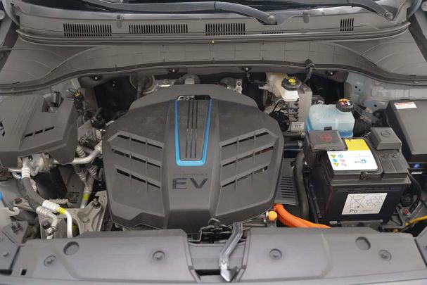 Hyundai Kona 64 kWh 150 kW image number 27