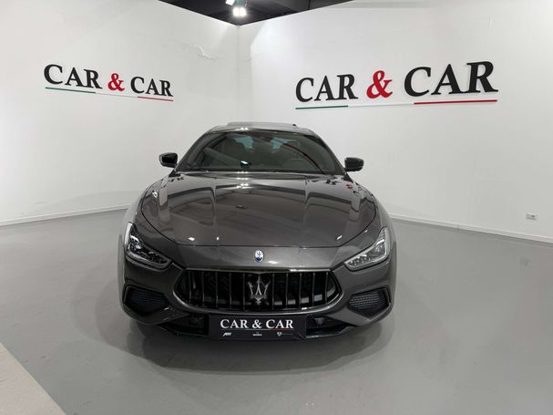 Maserati Ghibli Modena Q4 316 kW image number 2