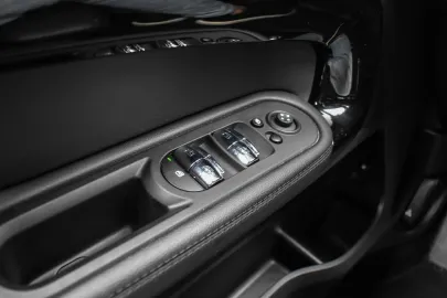 Car image 50