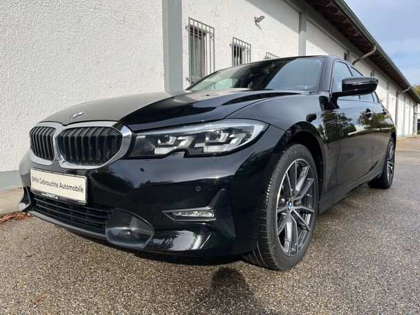 BMW 330e M Sport xDrive 215 kW image number 12