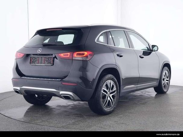 Mercedes-Benz GLA 180 100 kW image number 3