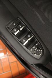 Car image 41