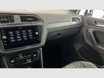 Car image 36