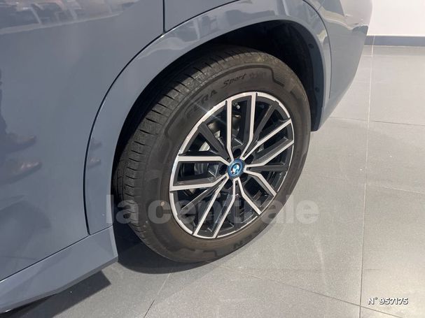 BMW iX1 xDrive30 M Sport 230 kW image number 11