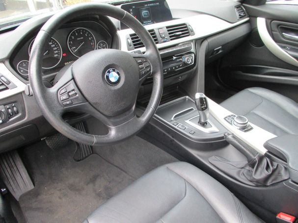 BMW 320i Touring 135 kW image number 9