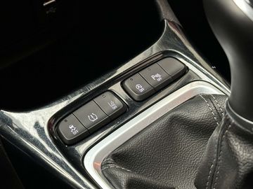 Car image 36