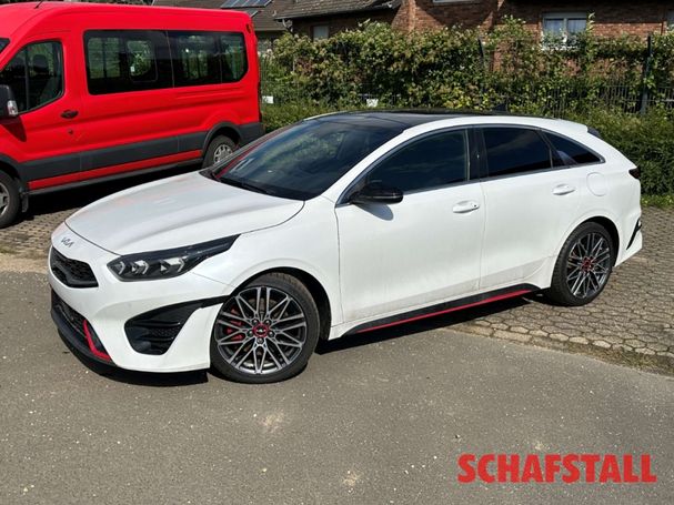 Kia ProCeed GT 150 kW image number 1