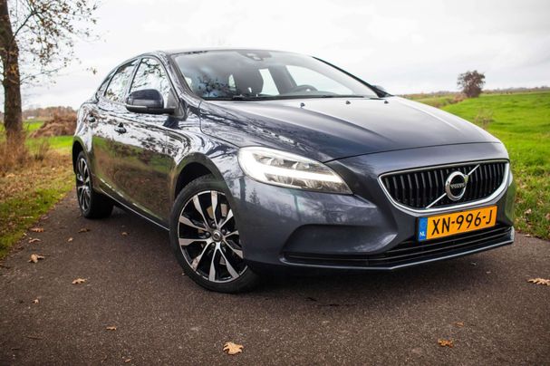 Volvo V40 T2 90 kW image number 10