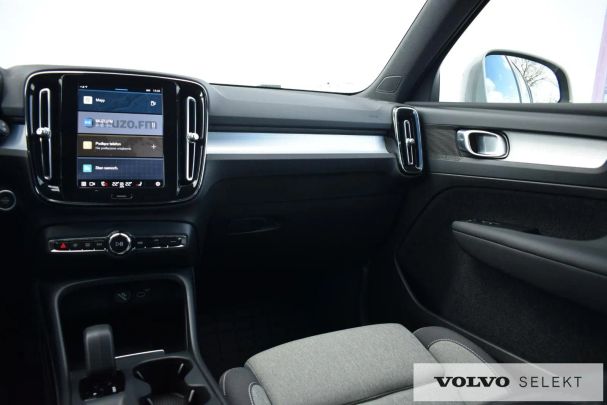 Volvo XC40 120 kW image number 14