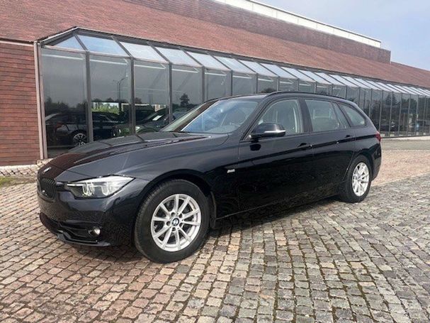 BMW 318i Touring 100 kW image number 1