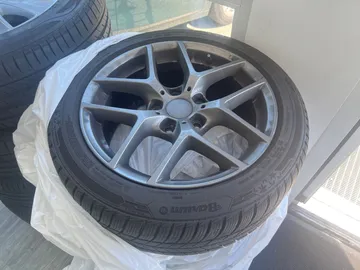 Car image 34