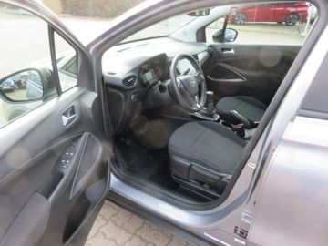 Car image 25