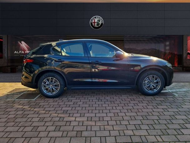 Alfa Romeo Stelvio Q4 Super 140 kW image number 4