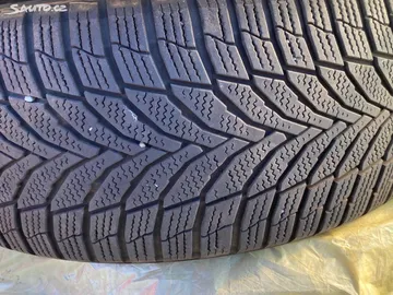 Car image 36