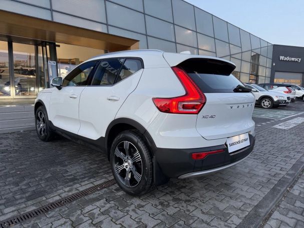 Volvo XC40 AWD 140 kW image number 5