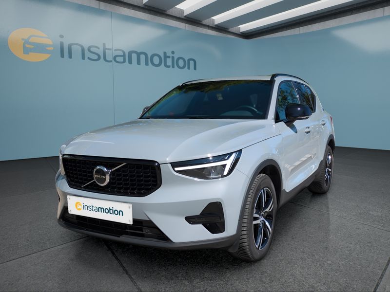 Volvo XC40 Plus Dark 2WD