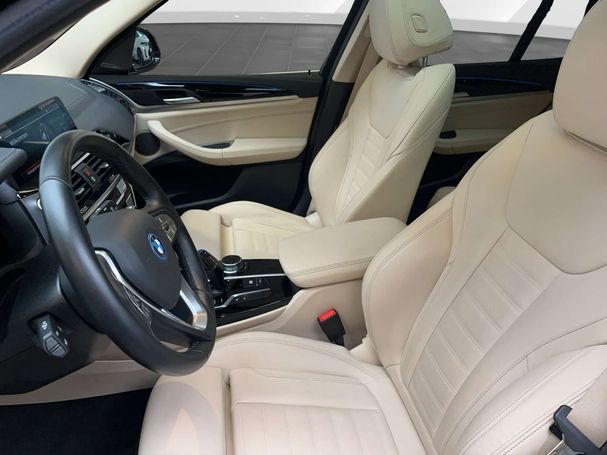 BMW iX3 210 kW image number 10