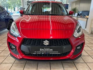 Car image 3