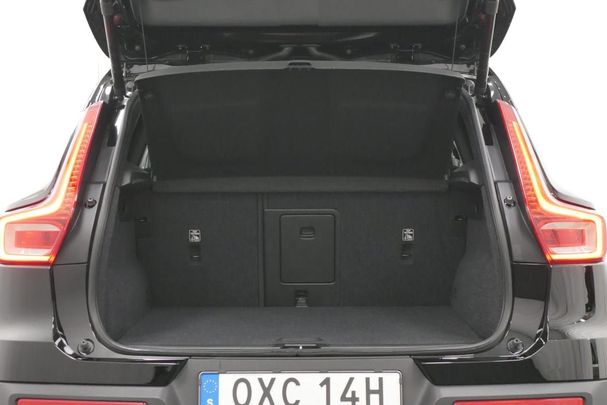 Volvo XC40 Recharge T4 157 kW image number 12