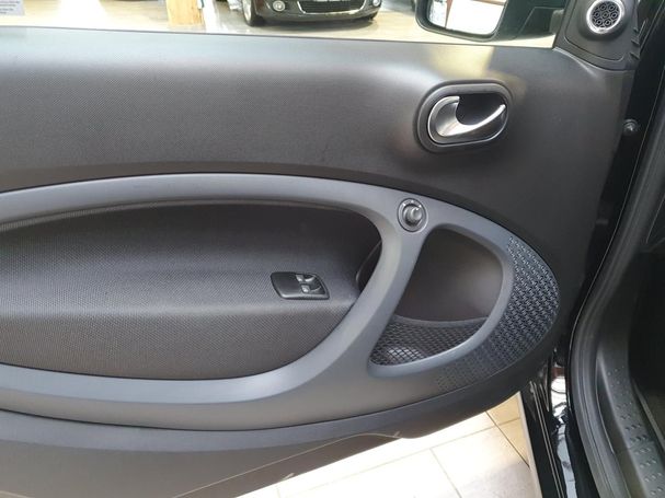 Smart ForTwo coupe EQ 60 kW image number 6