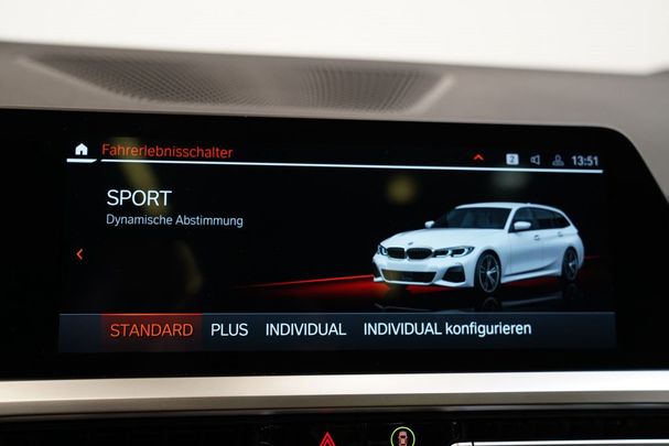 BMW 330i Touring xDrive 190 kW image number 35