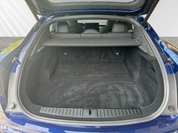 Car image 32