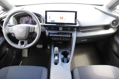 Car image 11