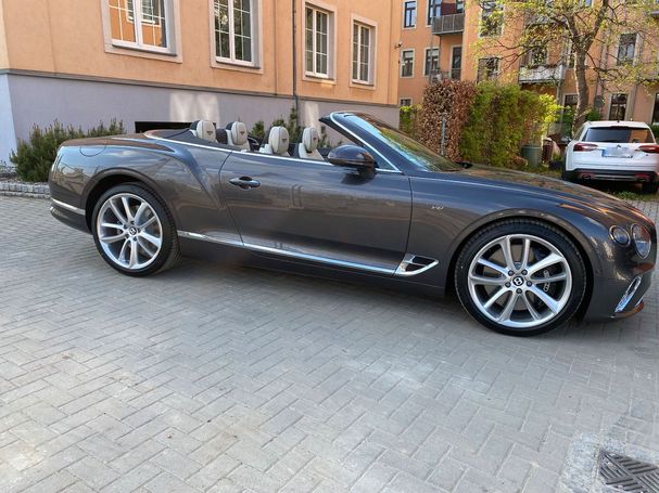 Bentley Continental GTC 404 kW image number 3