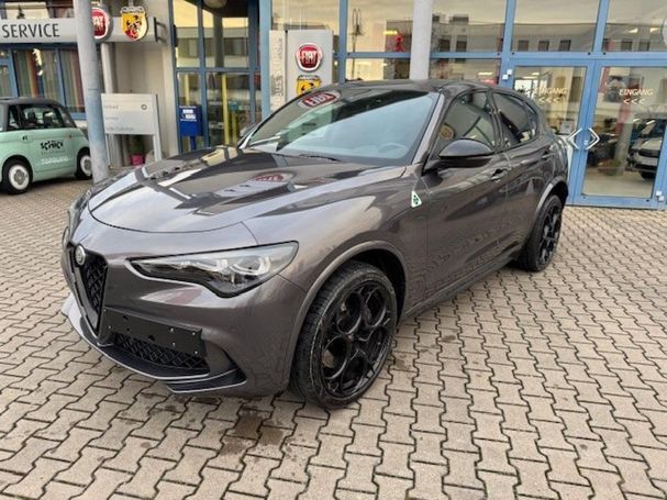 Alfa Romeo Stelvio V6 2.9 Bi-Turbo Quadrifoglio 375 kW image number 2