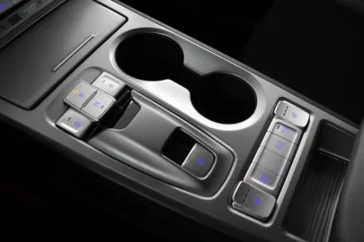 Car image 46