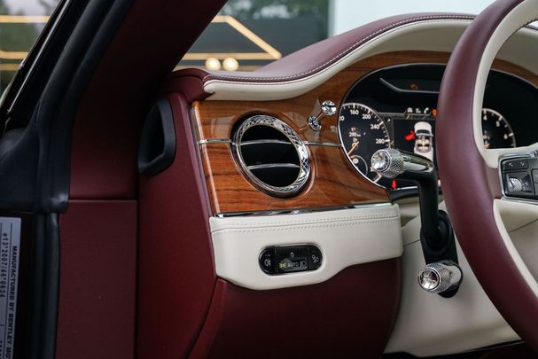 Bentley Continental GTC 404 kW image number 22