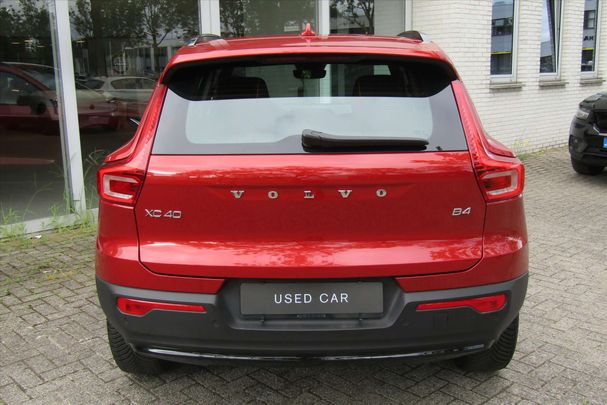 Volvo XC40 B4 Plus Dark 145 kW image number 34