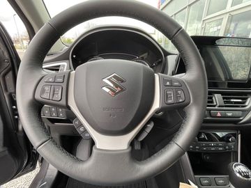 Car image 13