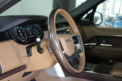 Car image 28