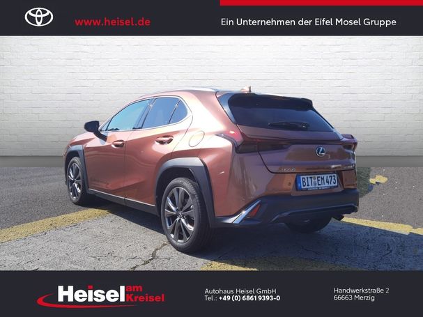 Lexus UX 300h F Sport 146 kW image number 4