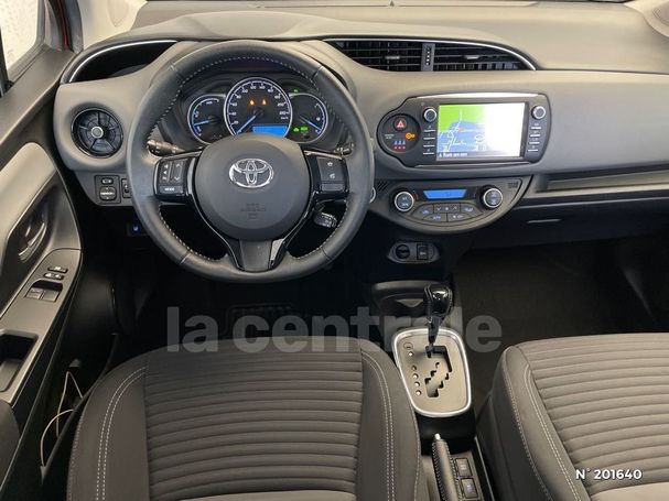 Toyota Yaris Hybrid 55 kW image number 22