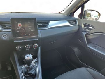 Car image 12