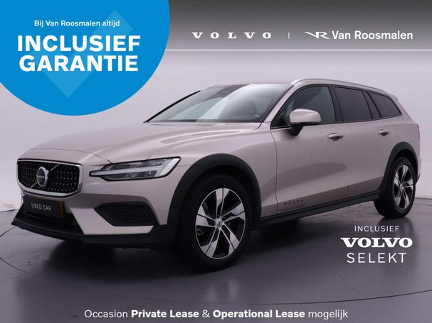 Volvo V60 Cross Country AWD B5 184 kW image number 1