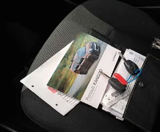 Car image 25