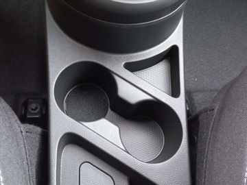 Car image 37