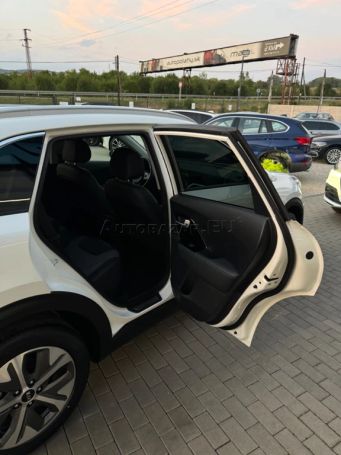 Kia Niro e 64 kWh 150 kW image number 29